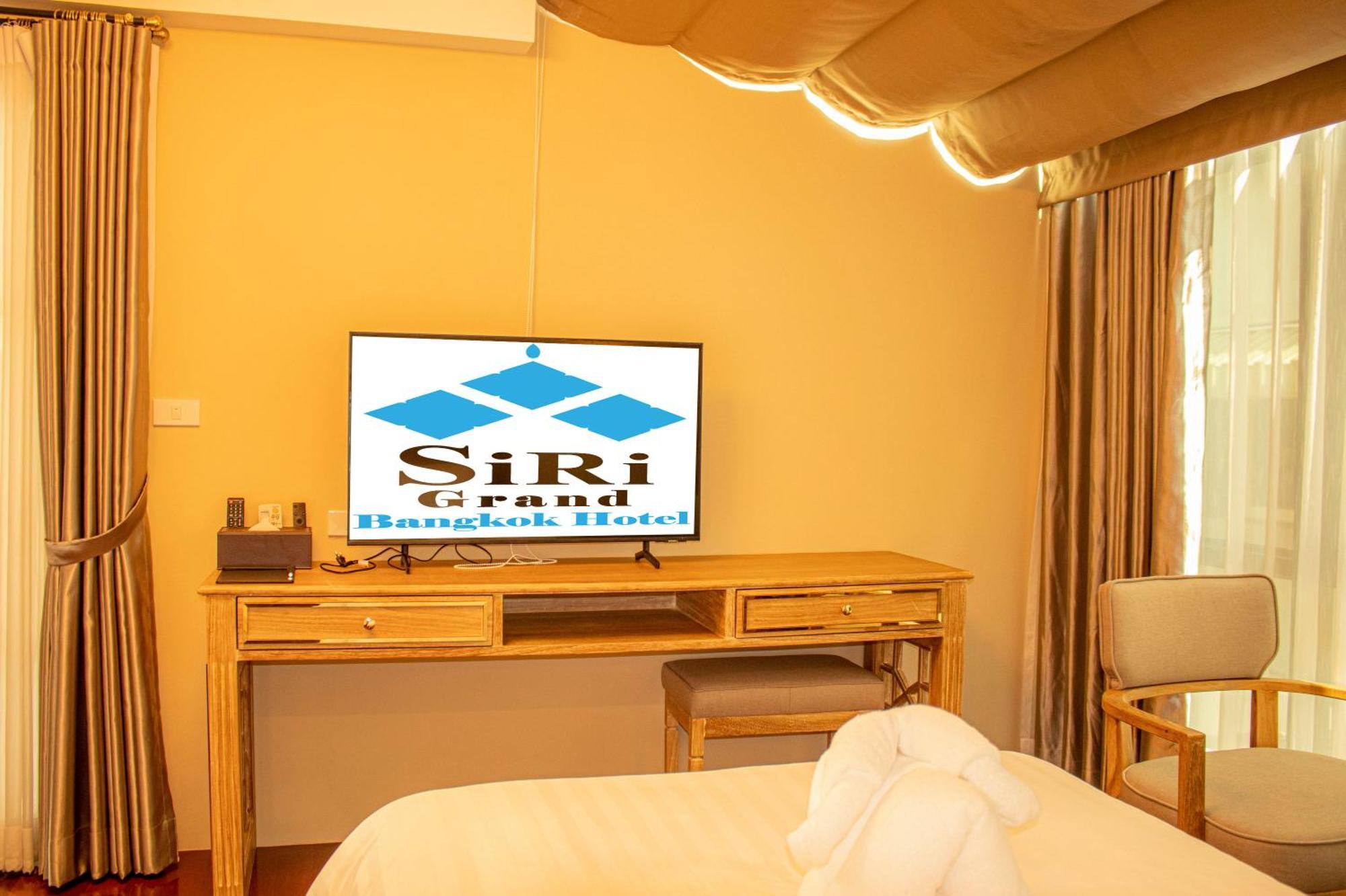 Siri Grand Bangkok Hotel Exteriör bild